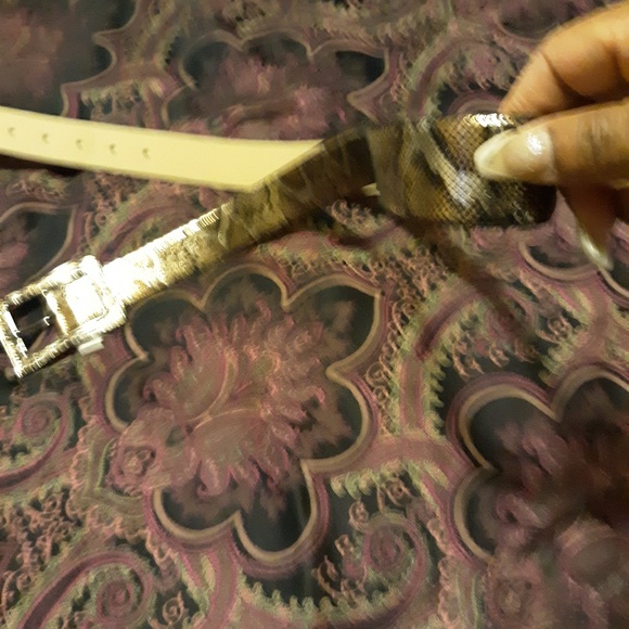 Gold Tone Snake Patterned Bundle - Picture 4 of 6